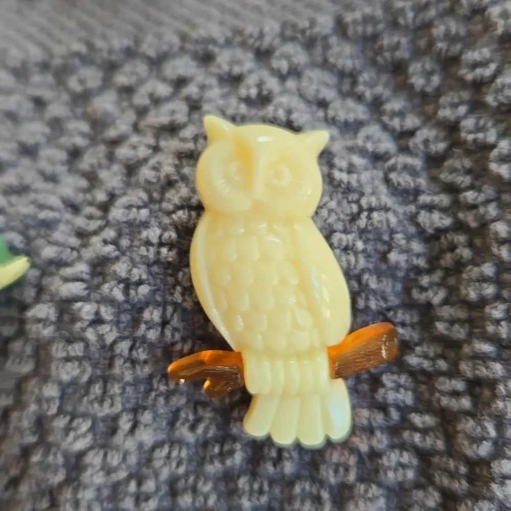Avon Vintage Owl & Elephant pins - Picture 2 of 5